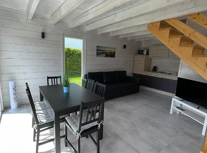 Hébergement de vacances Lilly 5 Stars Grzybowo (West Pomeranian)